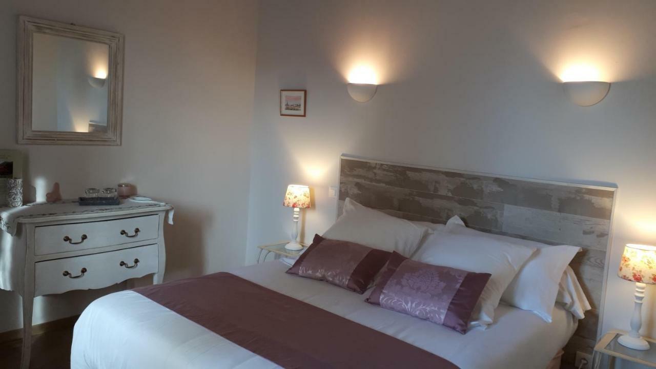 Le Domaine Du Mijarnier Bed & Breakfast Montbeugny ภายนอก รูปภาพ